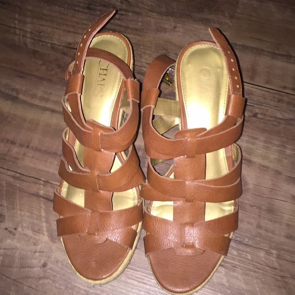 Chaps Shoes - 🪴CHAPS BROWN WEDGES